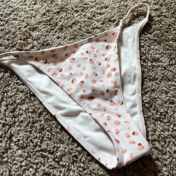 Bikini Bottom - Picture 2 of 4